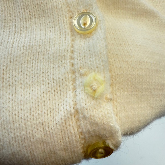 Vtg Sears Baby Cardigan – Cream Knit with Floral Accents – 1950s/60s – Size 0–3M - Picture 6 of 6